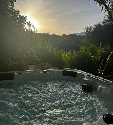 Villa l'Albizia accès privé rivière