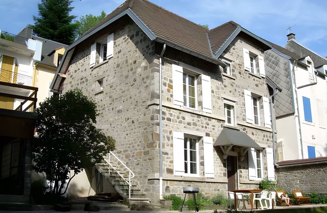 Villa 'L'autre Vie Là' with Mountain View, Private Terrace and Wi-Fi