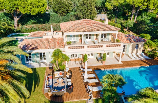 Villa La Ramade by Fantasia Villas