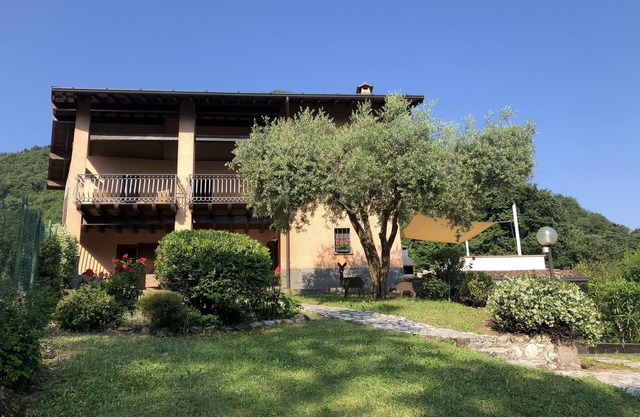 VILLA LE FONTANELLE NEW POOL 2026 air conditioning, lake view, Netflix, wifi,BBQ