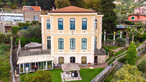 Villa Le Palme Swimming-Pool & Relax in the Gulf of Poets