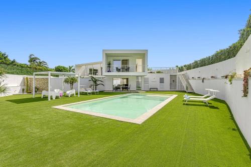 Villa Lobelia by Villa Plus