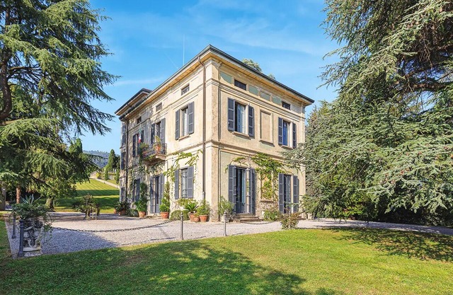 Villa Lucini 1886 "Garden Apt.", close to Lake Como & Milan. Sauna & tank pool