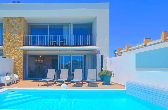 Villa Luz with private heatable pool in Albufeira