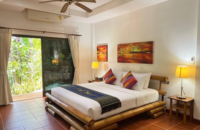 Villa Malee , Sea View Infinity Pool, Staff, Chef