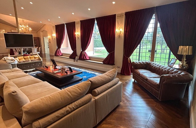 Villa 'Marta' with Private Pool, Wi-Fi and Air Conditioning