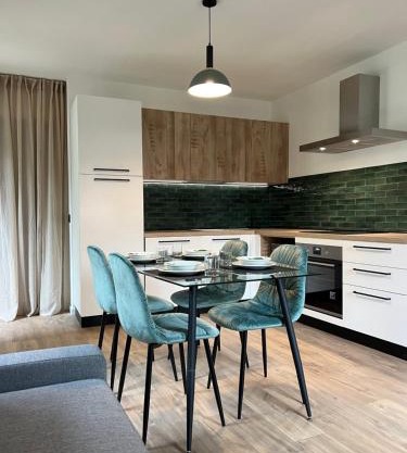 Villa Monari Apartment with Mountain View