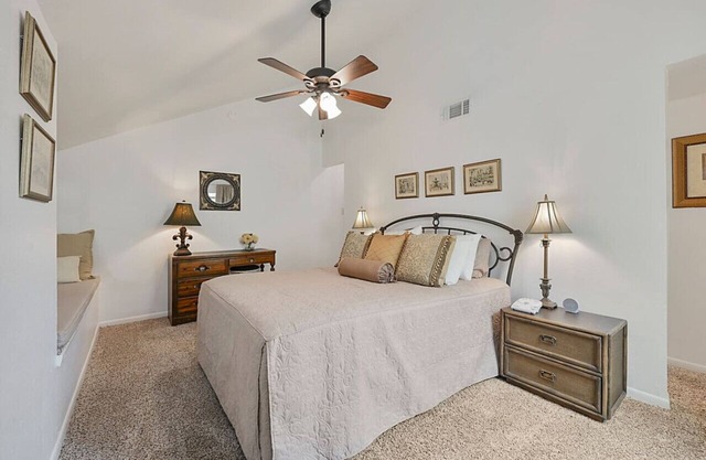 Villa Navidad ~ Aggieland Vacation Rentals