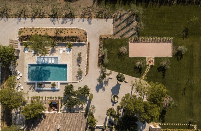 Villa Nova – Luxury Villa with Spa & Pool near L'Isle-sur-la-Sorgue