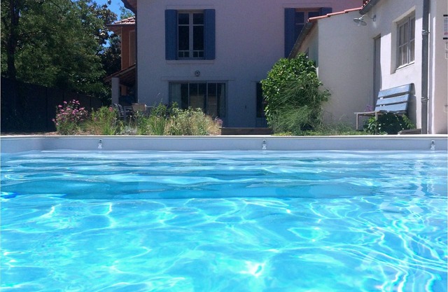 Villa on the island of Oleron, near the beach, sleeps 8, 4 bedrooms
