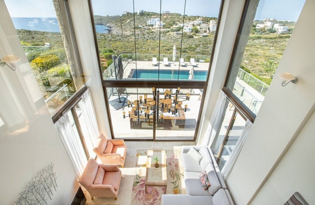 Villa Rey - Follow your luxury senses. Seafront