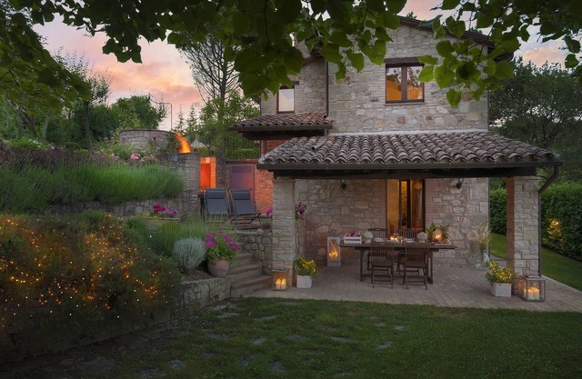Villa Rosaspina from 1700's. Private pool, Air-conditioning, Jacuzzi, DSL/Wi-Fi