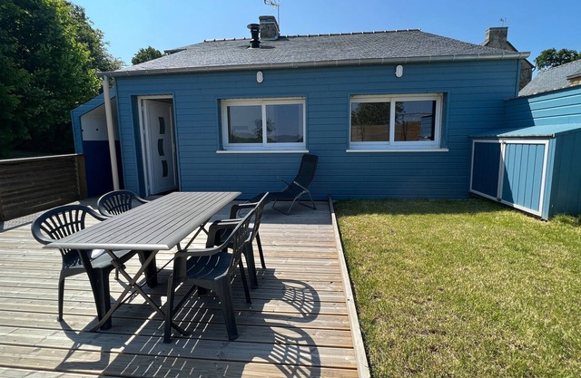 Villa Saint-Pôtan, 2 bedrooms, 4 persons