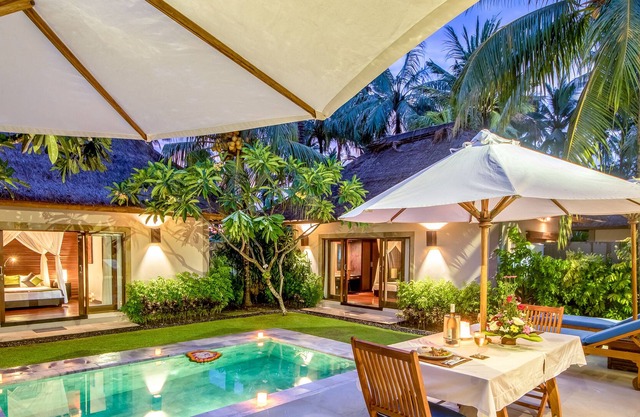 Villa Sasoon 4, 100 mt to Beach