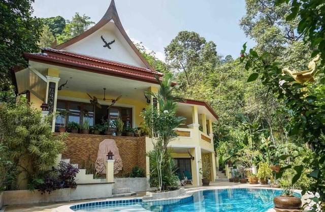 villa sawadee tropical Garden