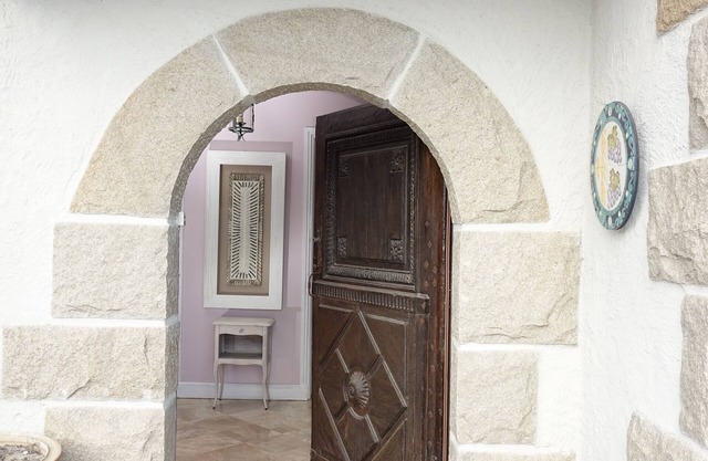 VILLA Sea view, Swimming pool, 50 m from the beach