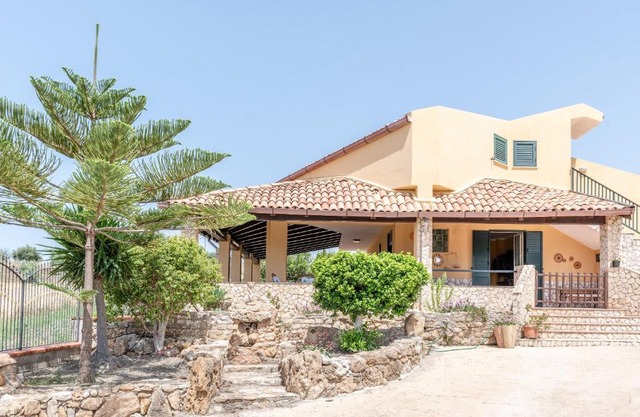 Villa Tre 's'