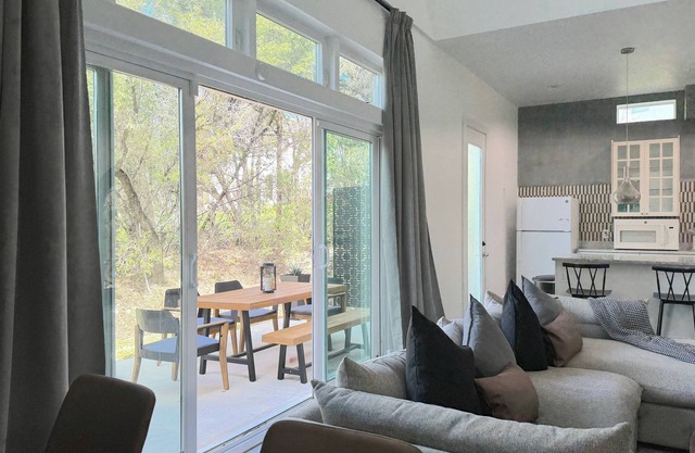 Villa with easy access to Lake Travis