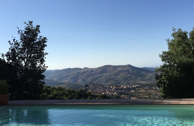 Villa with heated pool