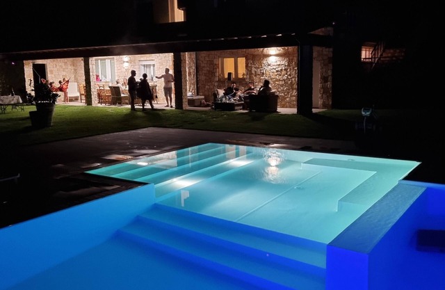 Villa With Pool - Wanderlust