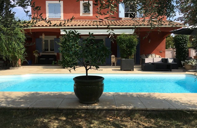 Villa with pool 5km from cannes and its beaches!