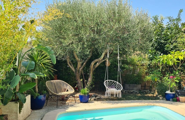 Villa with pool between Nimes and Montpellier