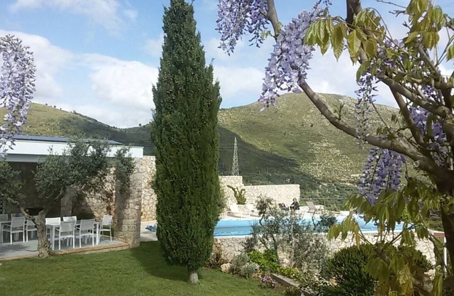 Villa With Private Pool And Sea Views, Peaceful Location,10 Minutes To The Beach