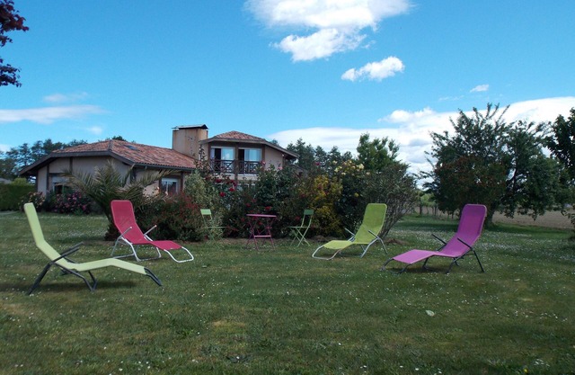 Villa with Spa in a protected environment