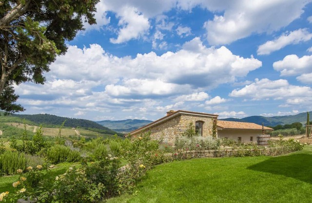Villa with swimming pool in Tuscany
