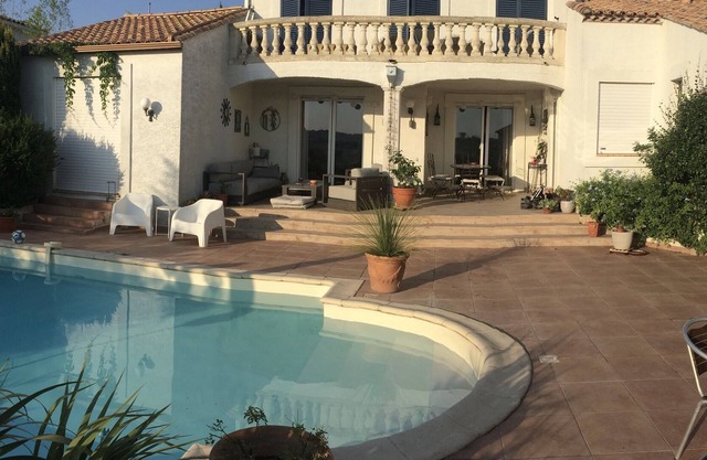 Villa with swimming pool and Mediterranean garden on the Fontcaude golf course
