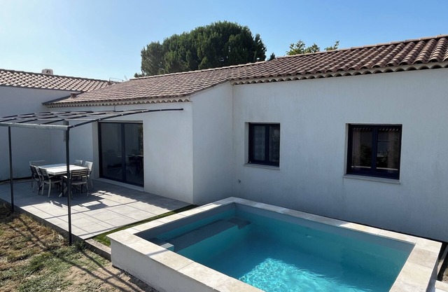 Villa with swimming pool in the heart of the Luberon