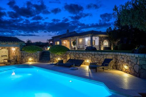 Villa Zenith by Klodge