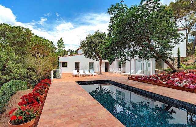 Villas Costa Brava Villa Ságulla Beautiful house with access to Ságulla Cove