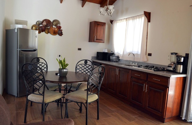 Villas San Fernando 5 minutes from Dominical