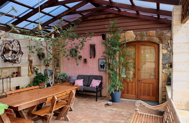 Vineyard Accomodation - Self Catering