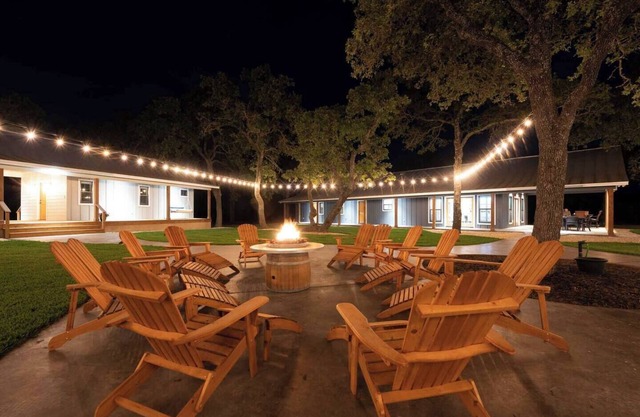 Vineyard Cottage #3 with Complimentary Breakfast