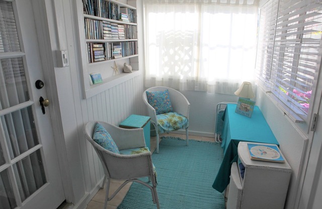 Vintage Santa Cruz Cottage, Steps From The Beach