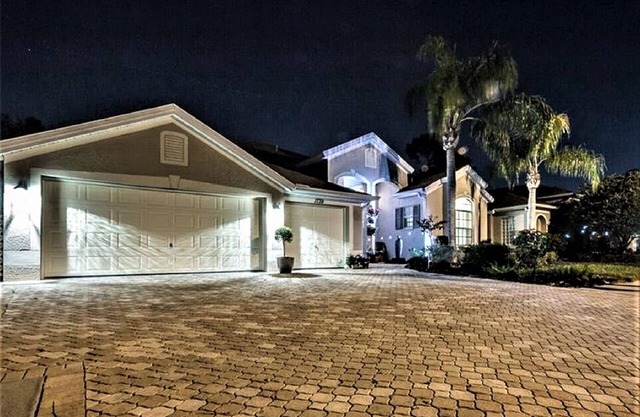 Visit Savvy's Place, - A Large Executive Vacation Home with Private Pool