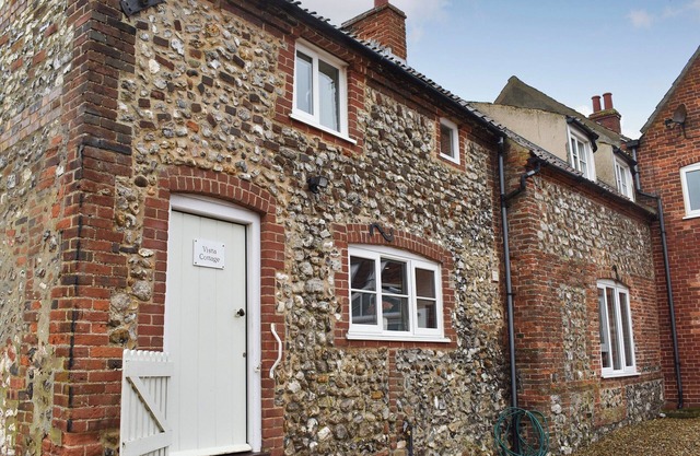 Vista Cottage - UK13205