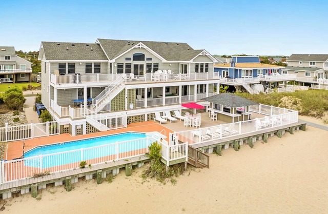 Vista Royale | Oceanfront | Private Pool and Hot Tub