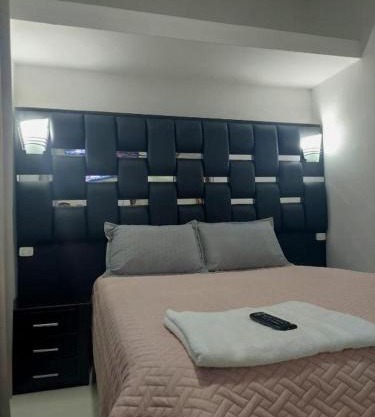 VIVENTO Habitaciones Exclusivo Barrio Estrato 6 Frente al CC Campanario