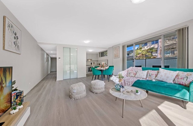 Vivid Condo in Hornsby 2B 2B