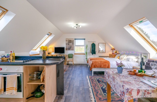 Vorlich - One Bedroom House, Sleeps 2