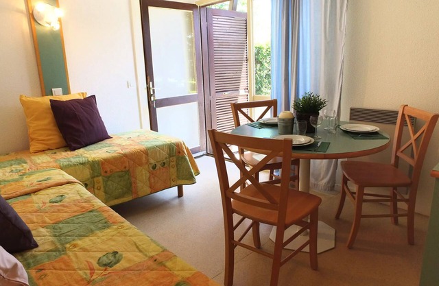 VVF Aubrac - 2 Room Gite 4 People 1 baby