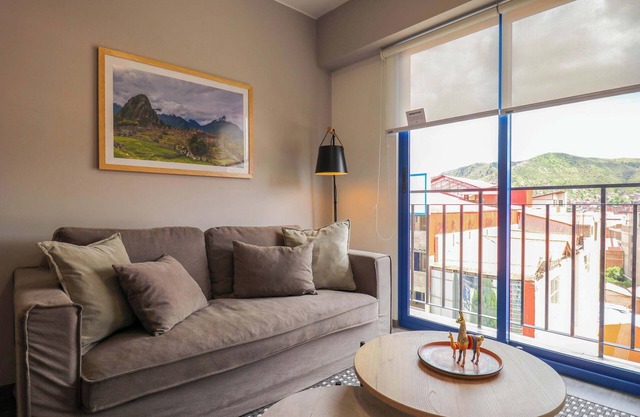 w* | Gorgeous 2BR w/Perfect Balcony in Cusco