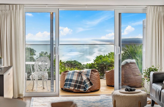 Waiata Manu Muriwai Birdsong Apartment Breathtaking Views!