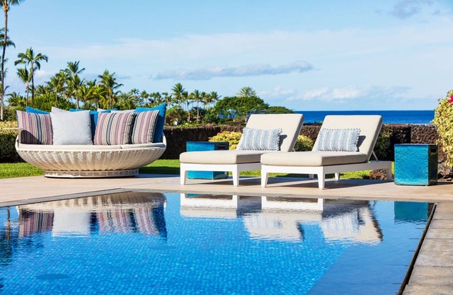 Waiulu Ocean & Golf View Estate Hualalai