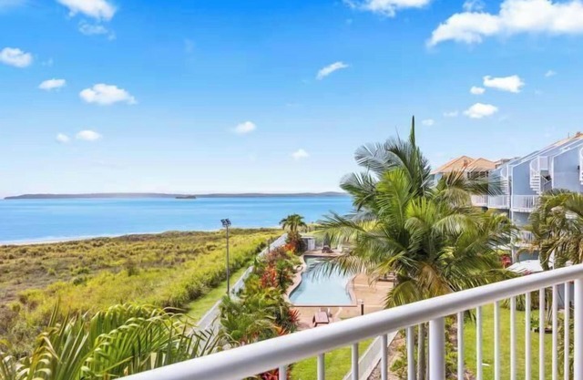 Wake to the Waves – 182B Studio Oceanfront Apartment