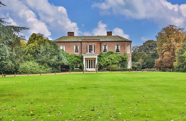 Walcot Hall by Interhome