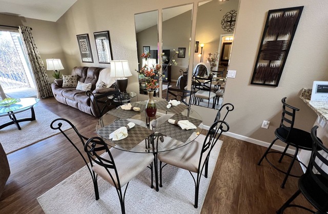 WALK-IN 1-BR Condo ~ Dog Friendly ~ FREE TICKETS INCLUDED! (GS32-24)